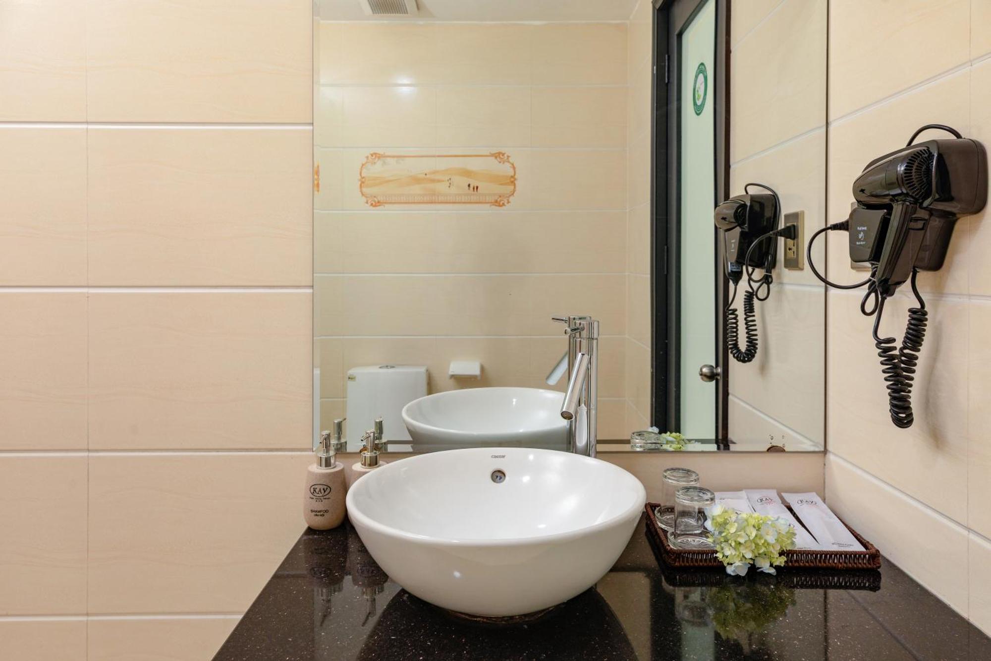 Kay Hotel Da Nang - Near Dragon Bridge Extérieur photo